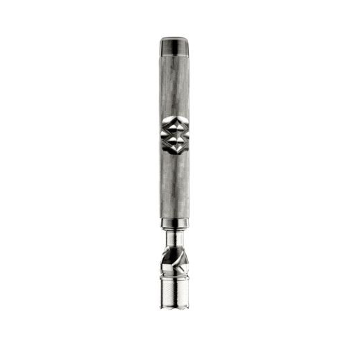 Vaporisateur portable DynaVap M7 couleur acier, avec un capuchon condenseur, garantissant un refroidissement efficace et une rétention de la vapeur dans les appareils compacts pour herbes sèches.