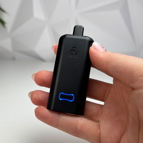 PRTBL Nando en main avec embout buccal et lumière LED