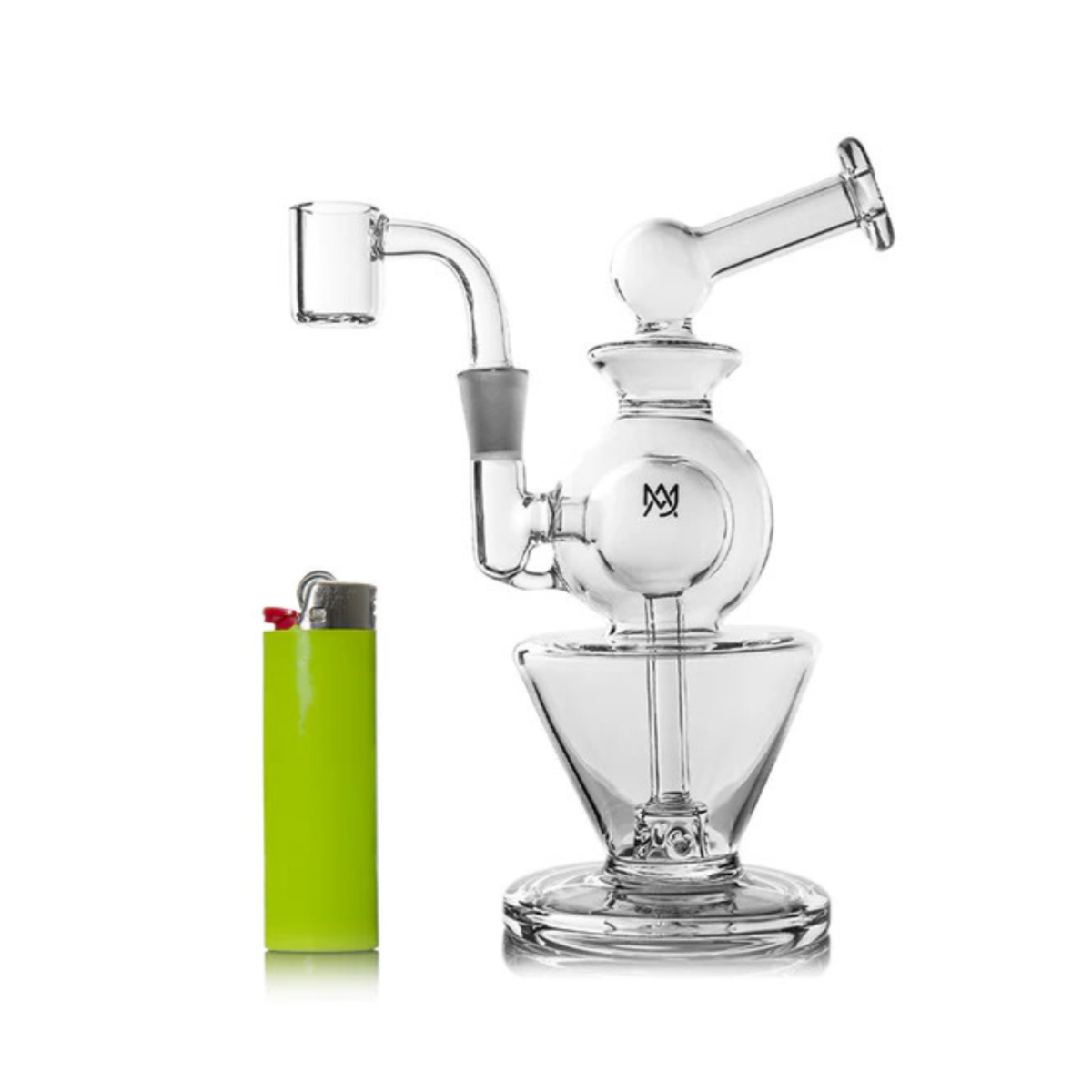 Vue de profil du MJ Arsenal Gemini Mini Dab Rig avec un banger en quartz, à côté d'un briquet.