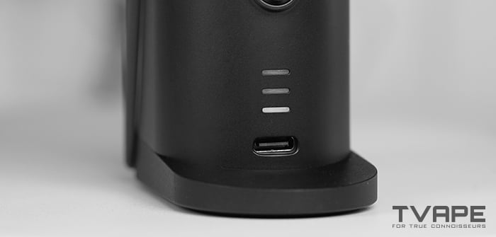 Dr. Dabber Switch Go E-Rig - gros plan sur le port de recharge USB-C