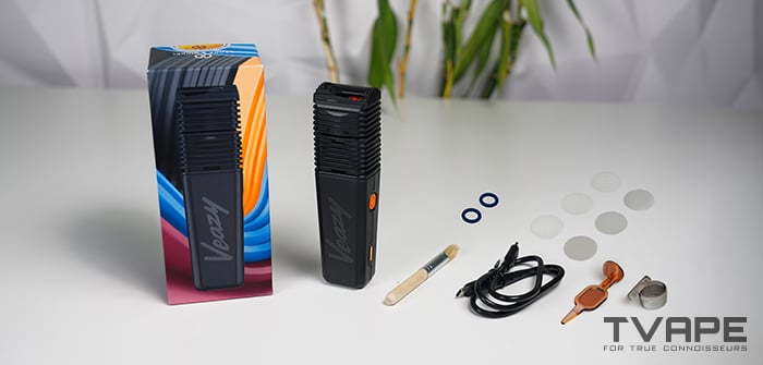 Vaporisateur Veazy - un vaporisateur d'herbes sèches de Storz & Bickel est présenté avec tout le contenu de l'emballage.